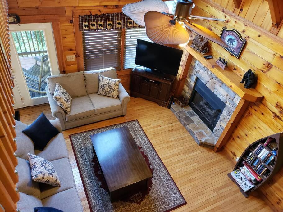 Yogi'S Den: Breathtaking Views! 3 Min To Dollywood, On 1 Acre! Βίλα Sevierville Εξωτερικό φωτογραφία