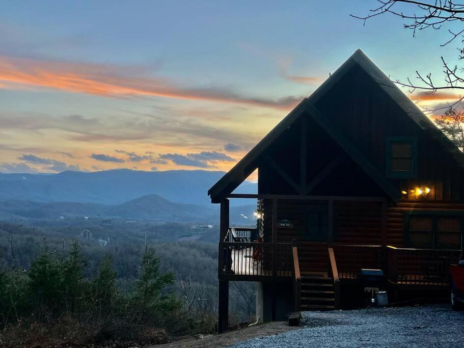 Yogi'S Den: Breathtaking Views! 3 Min To Dollywood, On 1 Acre! Βίλα Sevierville Εξωτερικό φωτογραφία